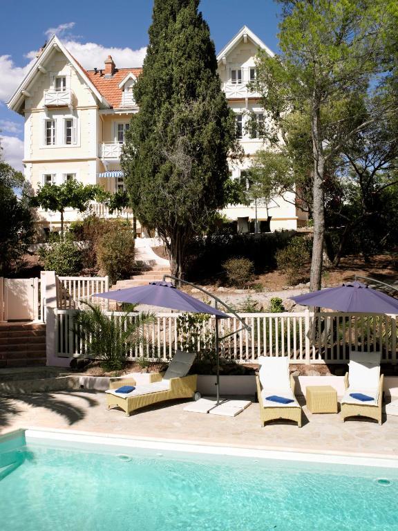 Hotel Villa La Cheneraie Saint-Raphaël Eksteriør billede