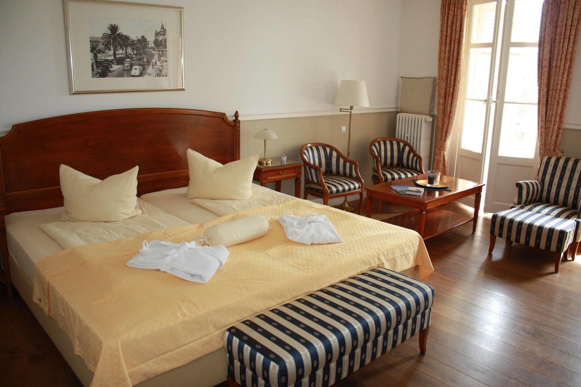 Hotel Villa La Cheneraie Saint-Raphaël Eksteriør billede
